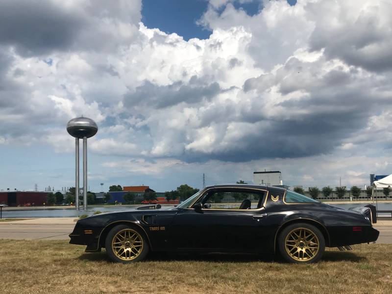 Illustration for article titled Saw some obnoxiously rare and random things today at the GM employee car show